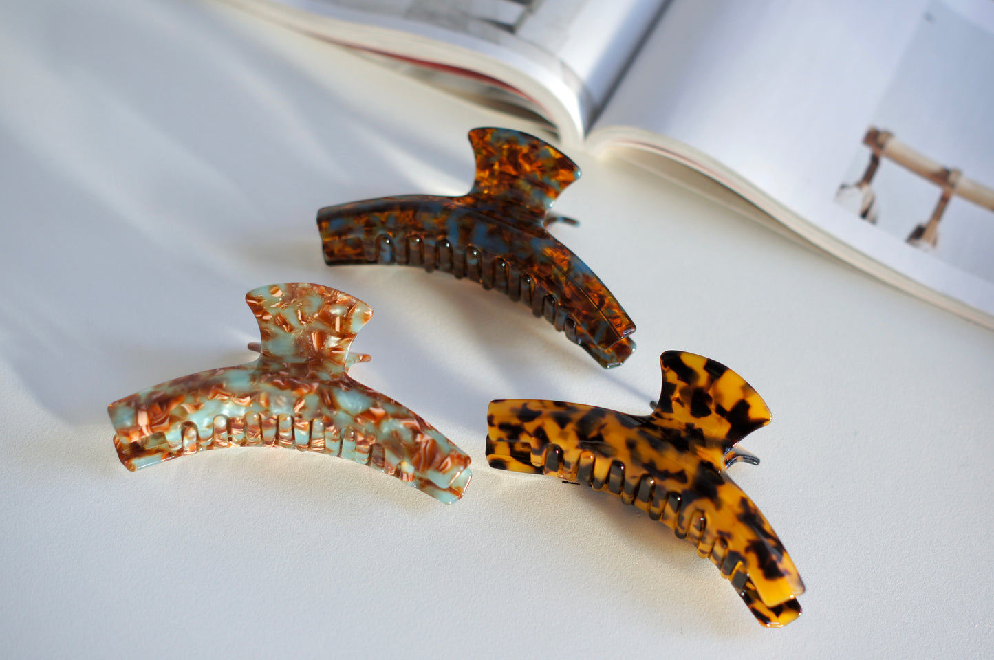 curved hairclips | hair claws