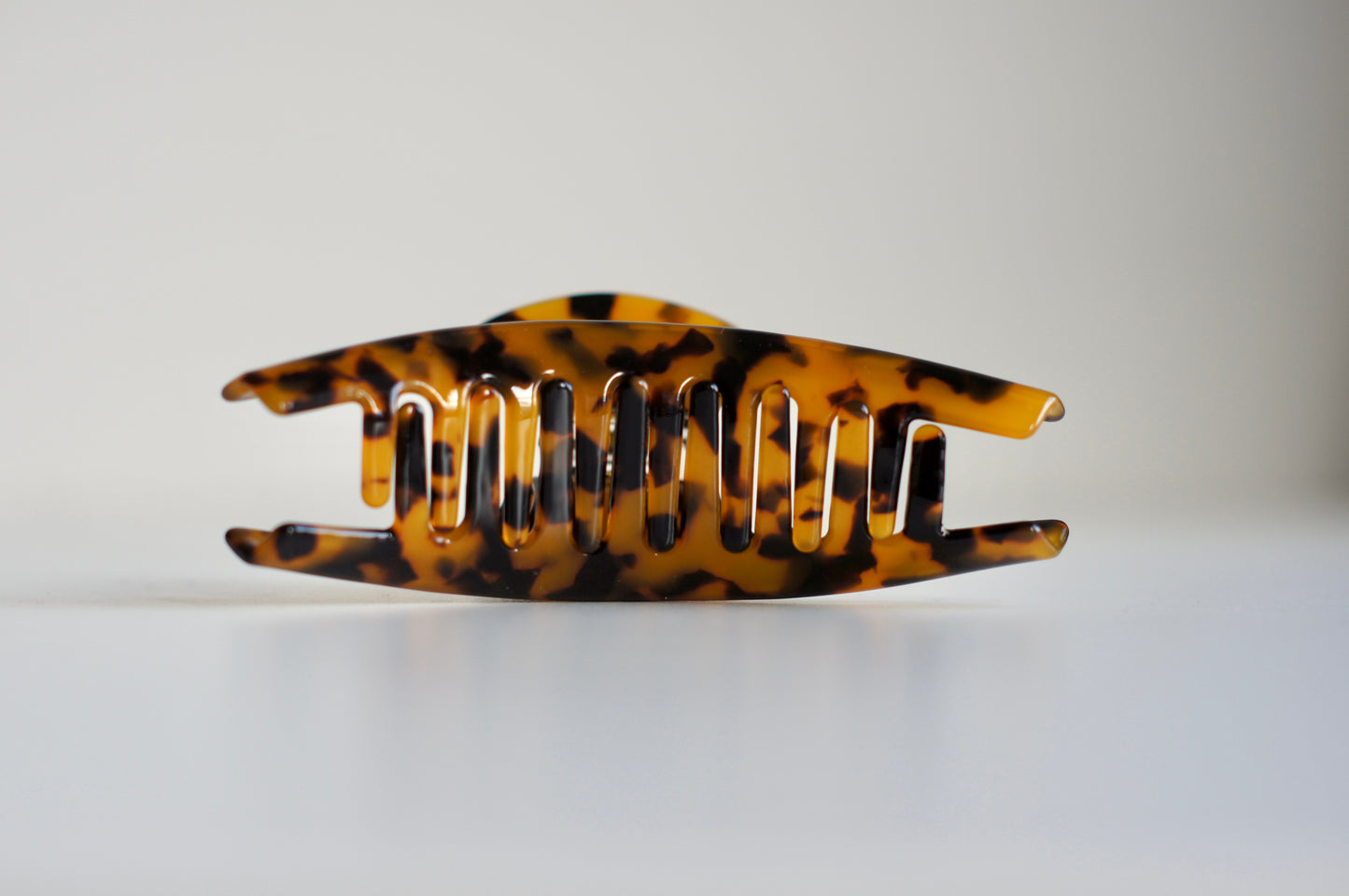 curved hairclips | hair claws