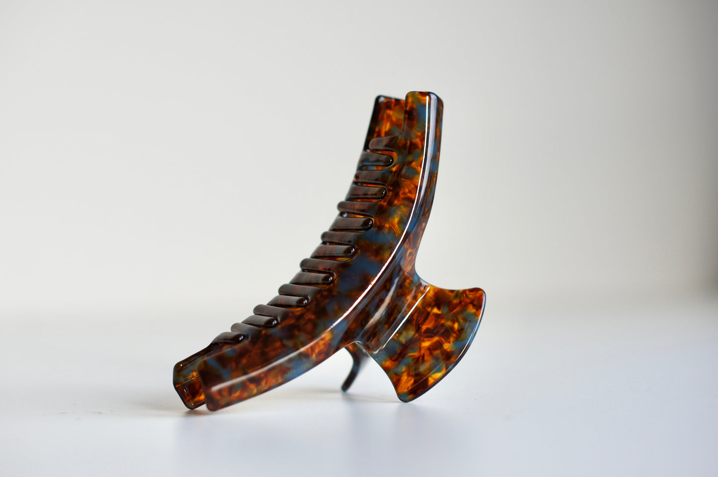 curved hairclips | hair claws