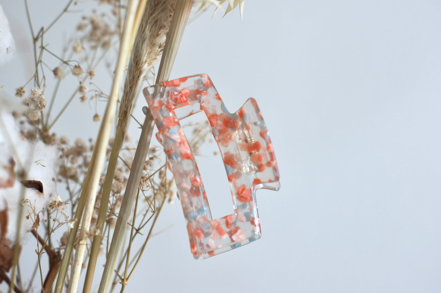 hair clips, hair claw, haarklammer, haarspange, claw clip, textured design, suitable for all hair, orange details, transparent hair claw