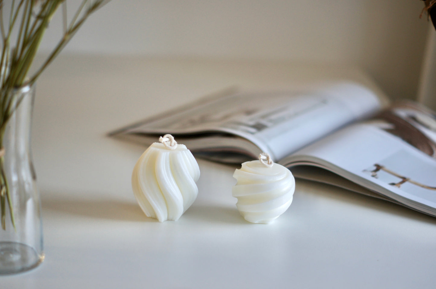 wave candle | screw ball candle | twisted candle | round shape | hand-poured